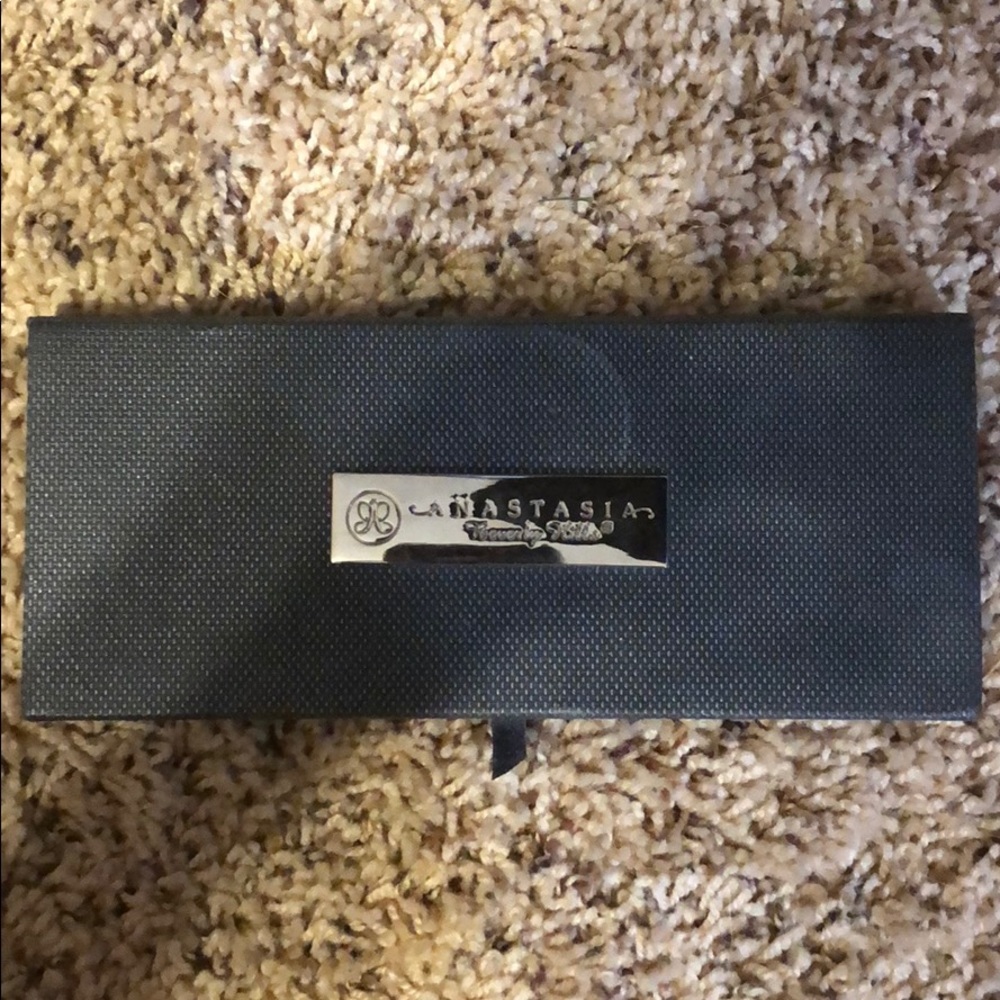 Anastasia Beverly Hills Self Made palette